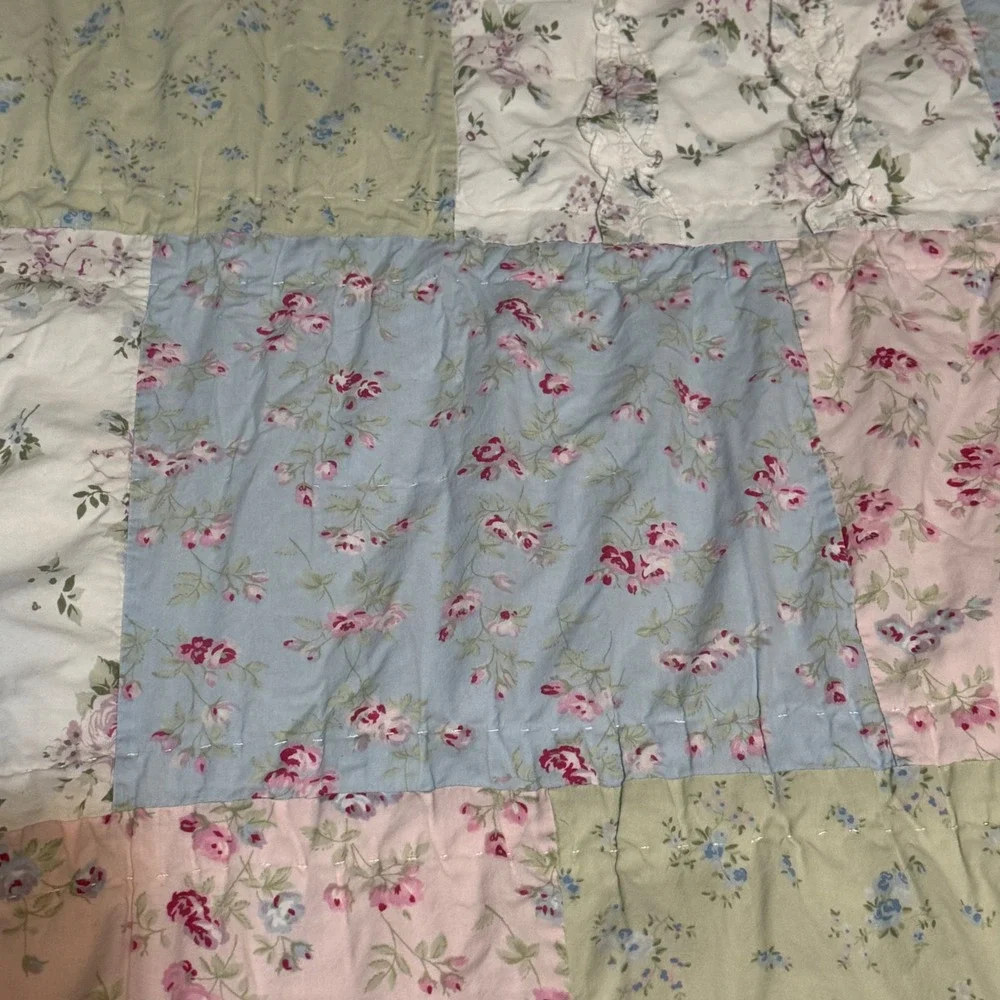 Simply Shabby Chic Pastel Patchwork Floral Reversible Cotton Quilt Full Queen